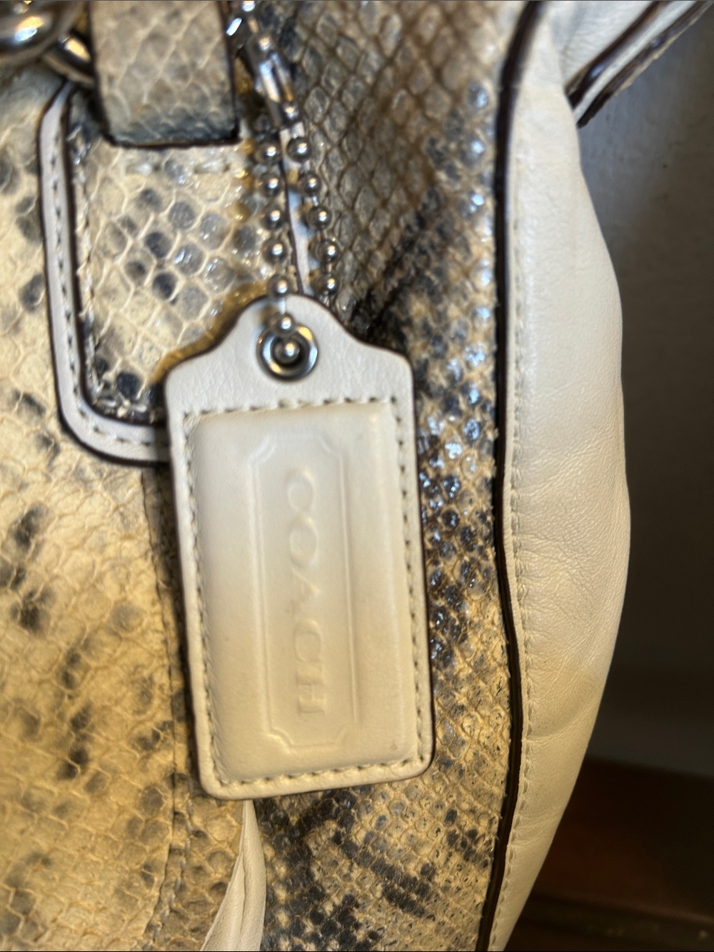 Coach White and Beige Snake-Print Leather Shoulder Bag - Picture 3 of 11